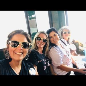 Meet your Posher, Stacy